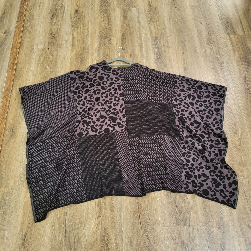 Ming Wang Gray Black Mixed Pattern Wrap Sweater Poncho Cardigan One Size OS Soft - Picture 8 of 8